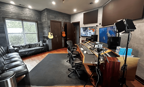 TRCOA Desk